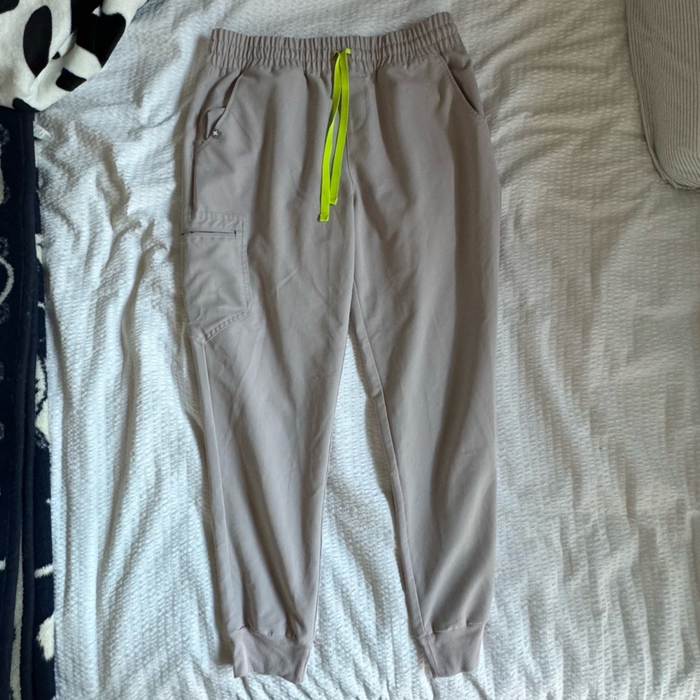 FIGS High Waisted Uman Relaxed Jogger Scrub Pant- Tan
